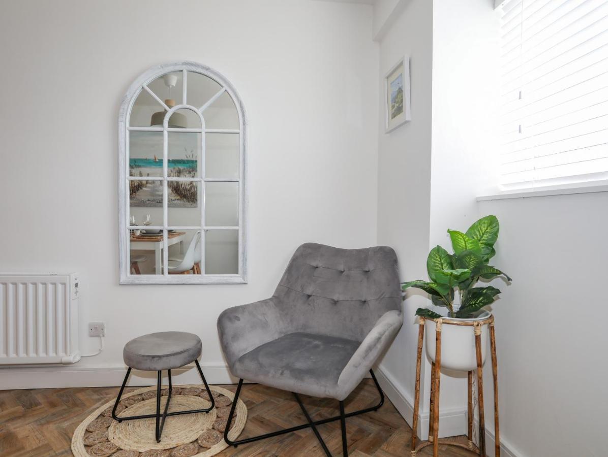 Appartement A Mor à Llanfairpwllgwyngyll Extérieur photo